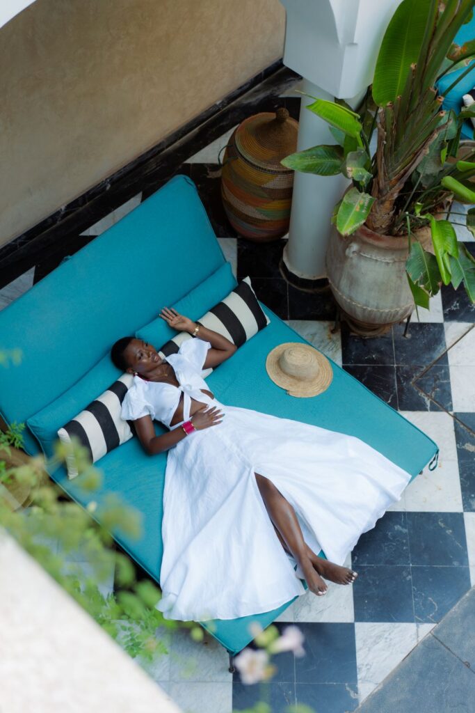 For an authentic, and lasting Moroccan memory, get a photoshoot done at Marrakech.