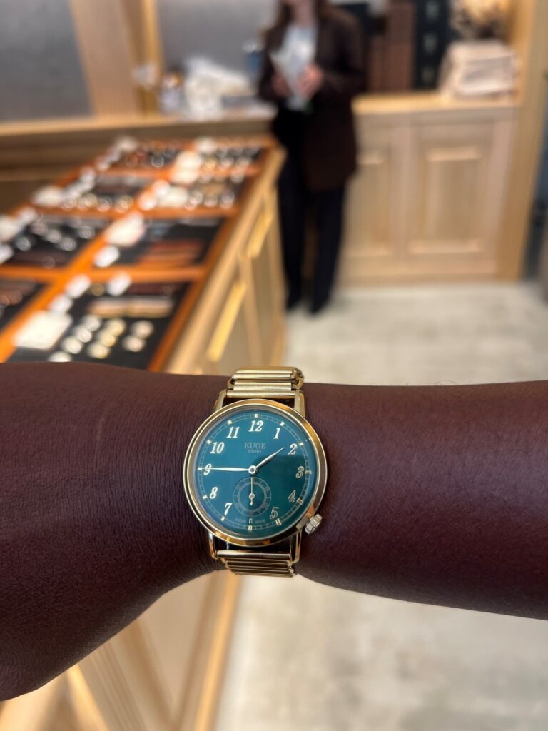 Kuoe watch is a must-buy personal gift for a traveler visiting Japan.