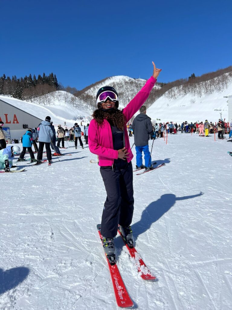A Nigerian-Americal global career woman shared how living solo in Japan for work made her confident.